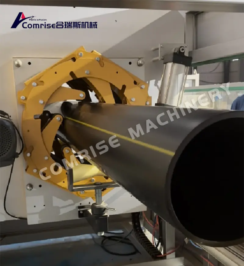 Essai de machine à tubes HDPE de 200 à 500 mm terminé à la satisfaction du client