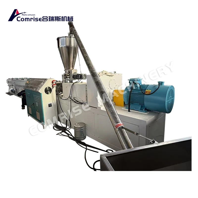 Machine de fabrication de tuyaux de drainage d'eau en PVC